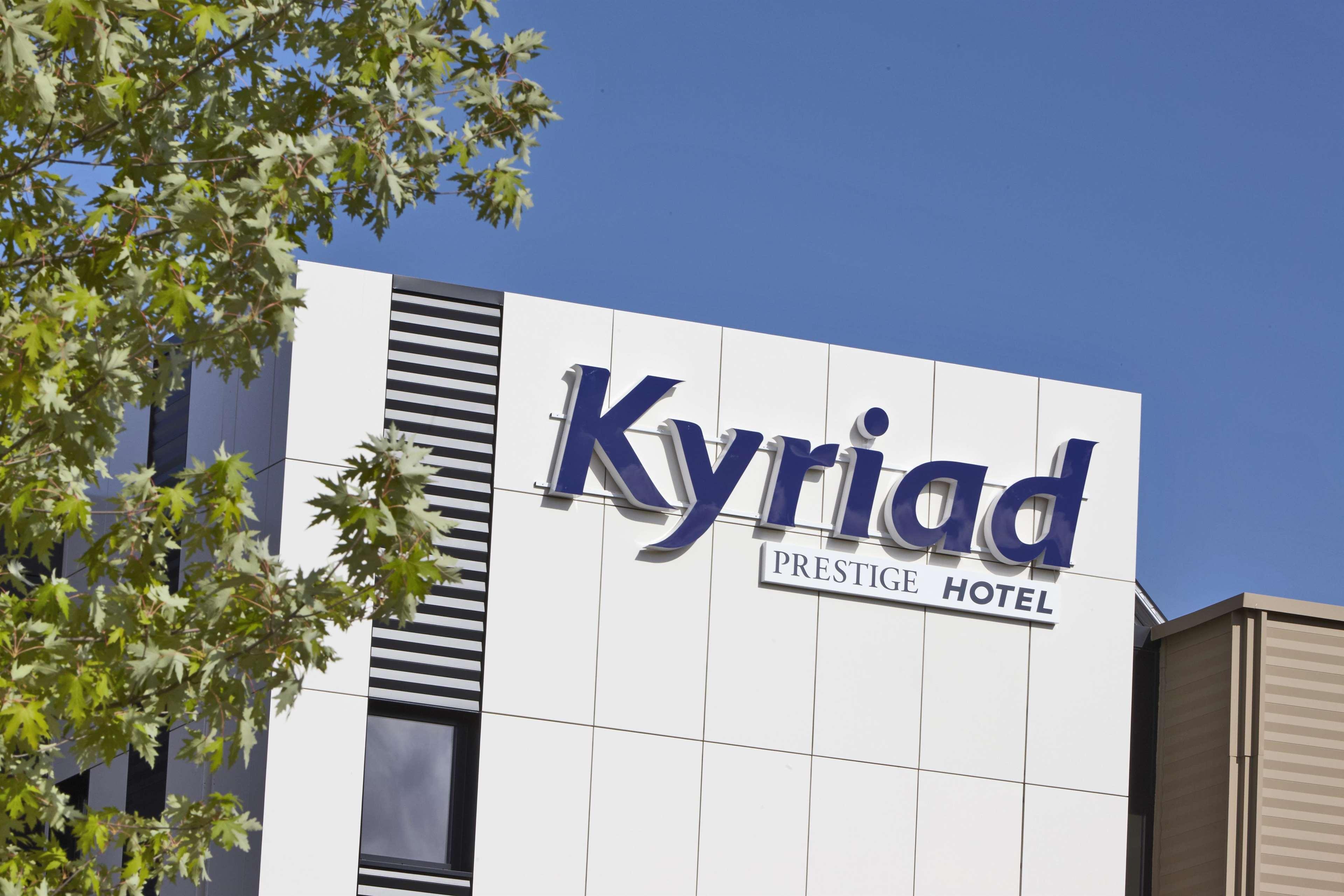 Kyriad Prestige Pau - Palais Des Sports Eksteriør bilde