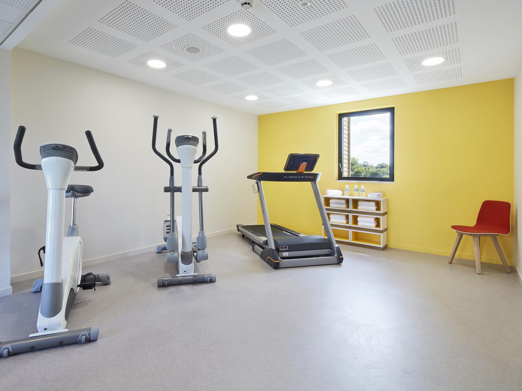 Kyriad Prestige Pau - Palais Des Sports Eksteriør bilde