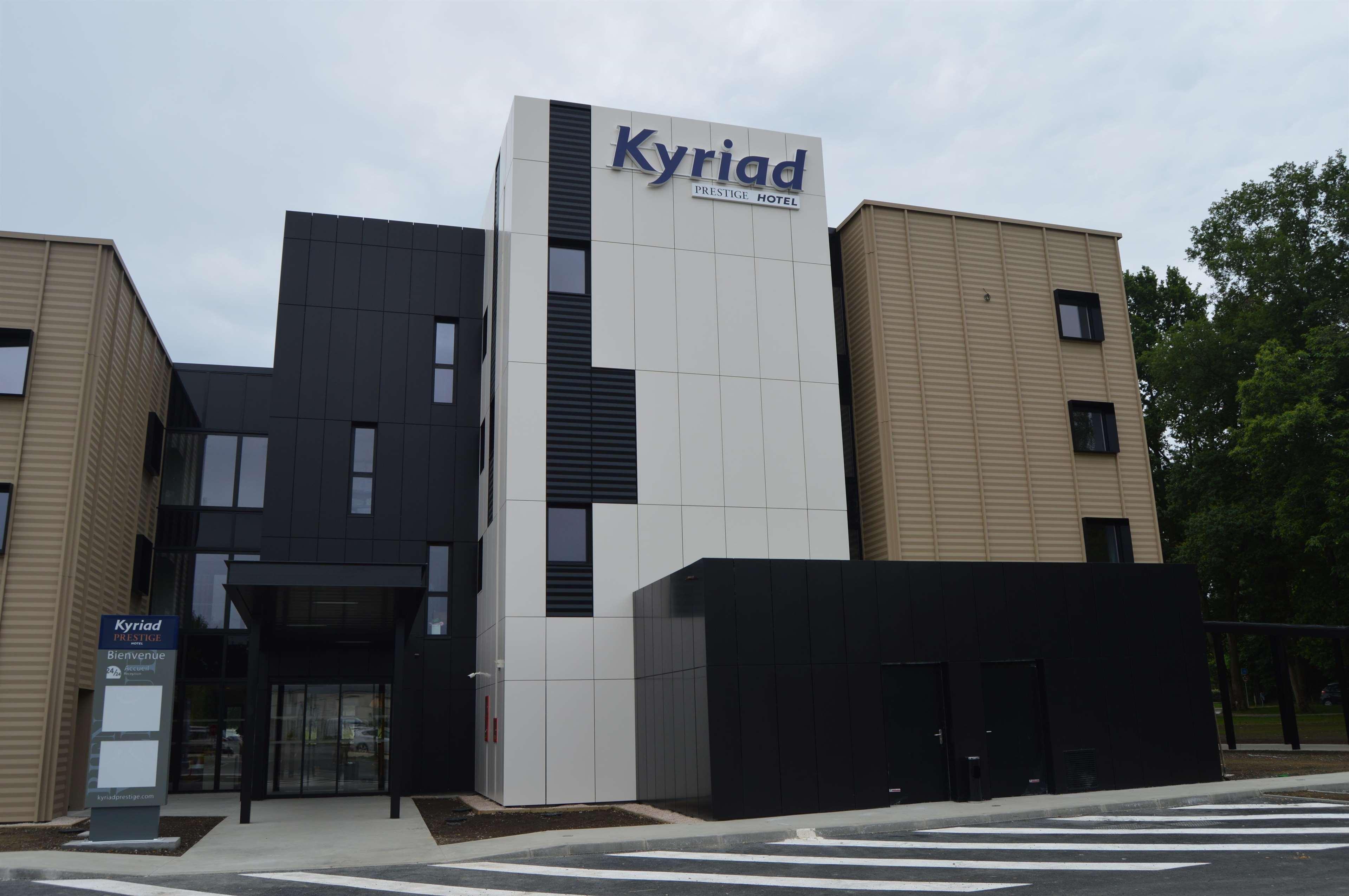 Kyriad Prestige Pau - Palais Des Sports Eksteriør bilde